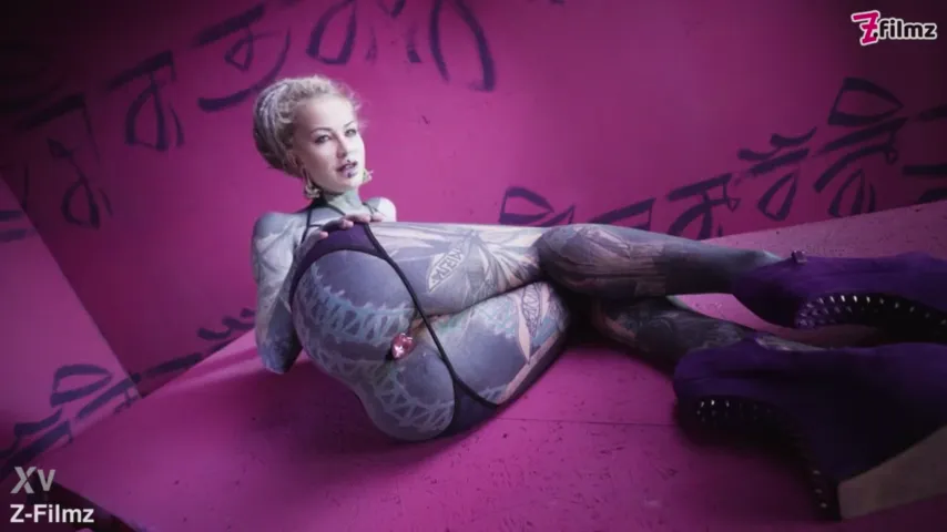 Goth Tattooed Girl Anal Solo & Buttplug Collection